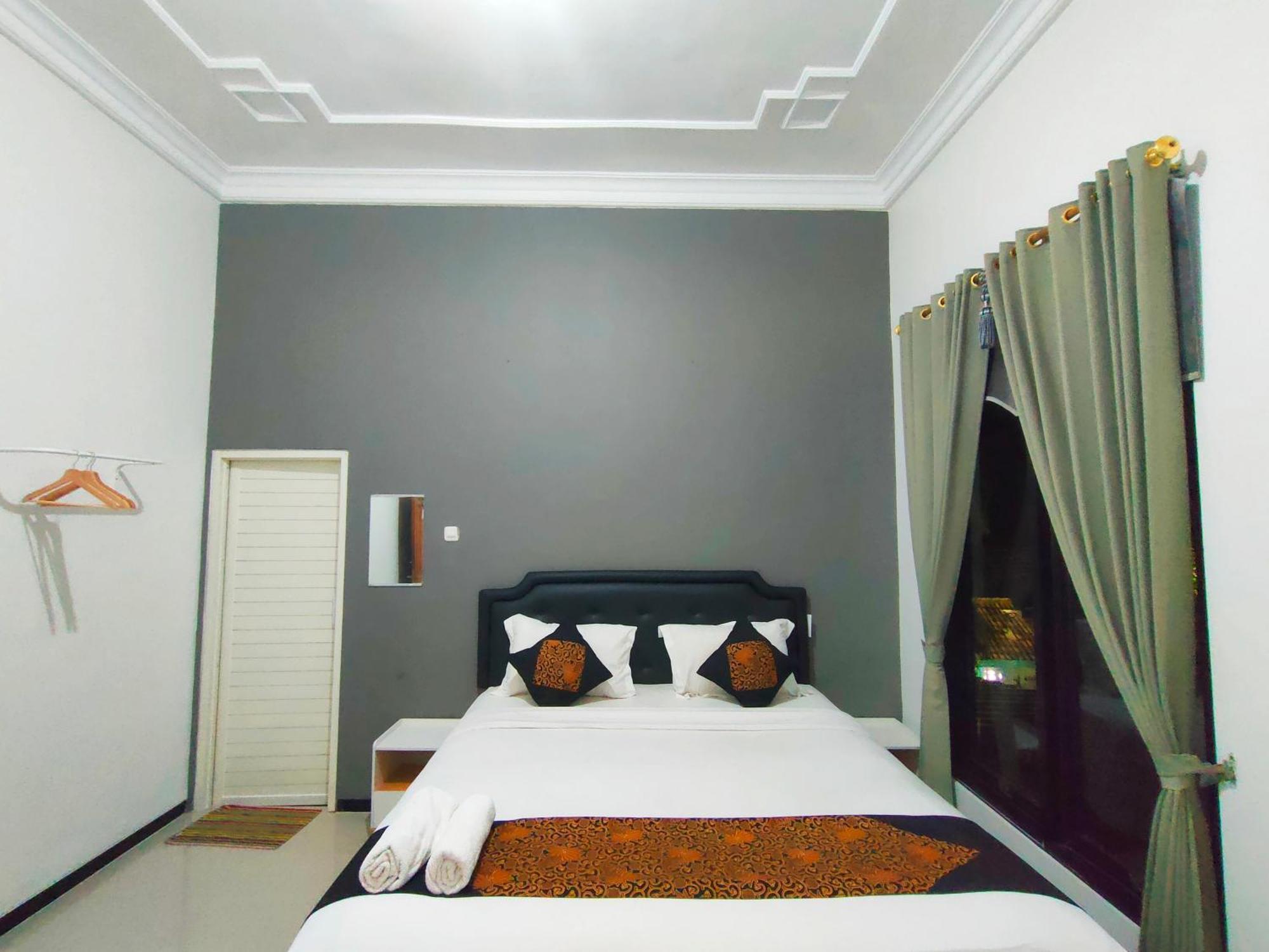 מלון סוראבאיה Tjahaja Baroe Syariah Mitra Reddoorz At Dukuh Kupang מראה חיצוני תמונה